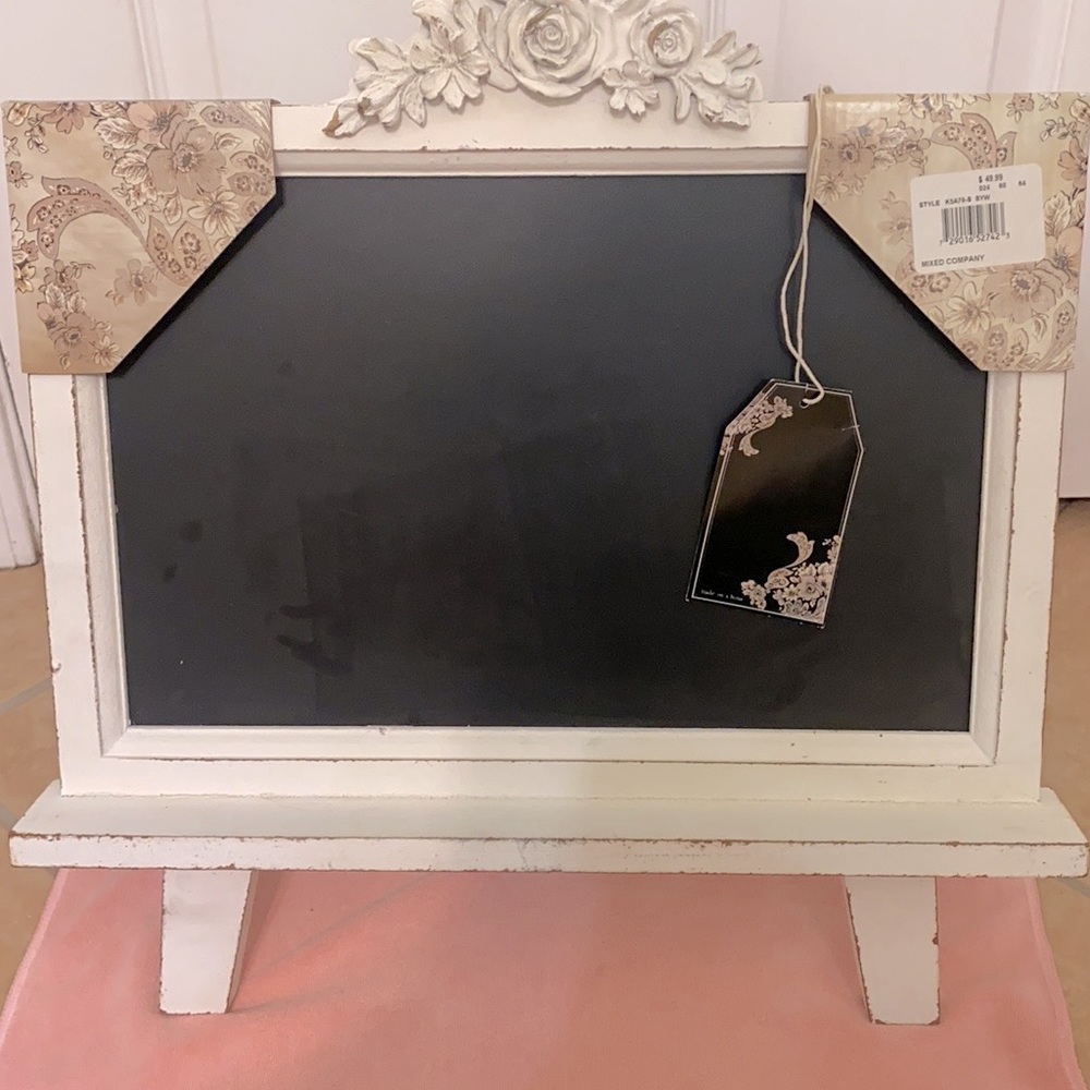 Belle Madison Chalkboard Easel *NEW*